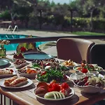 Mesken Inn Göcek Hotel 2*