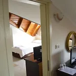 Mesken Hotel