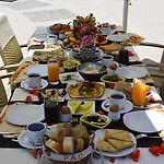 Mesken Inn Goecek Hotel Отель