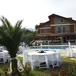 Mesken Inn Goecek Hotel 2* Гёчек