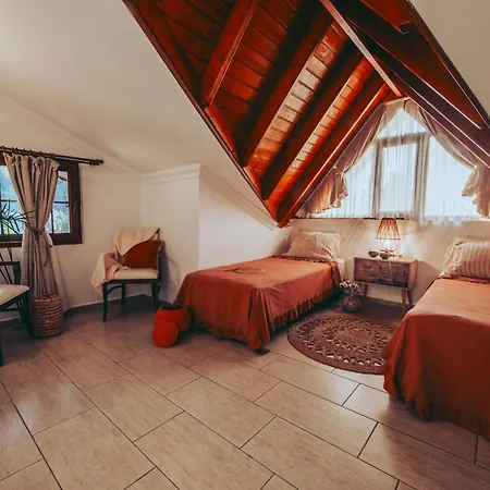 Mesken Inn Goecek Hotel ホテル