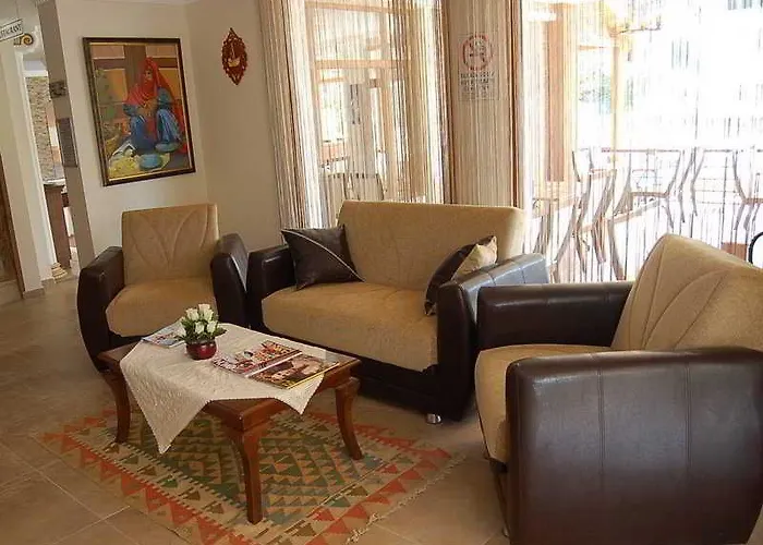 Mesken Inn Goecek Hotel ホテル