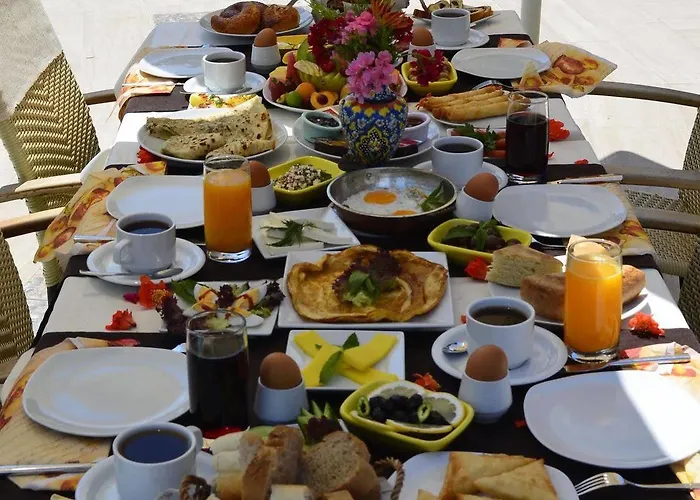 Mesken Inn Goecek Hotel ホテル